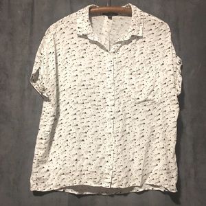 Patterned short-sleeve